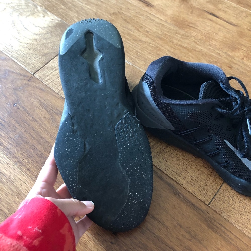 Men’s Nike sneakers, size 10.5.